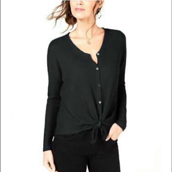 Sexy💋Ribbed Knit Tied Hi•Low V-Neck Button Top - Picture 5 of 8